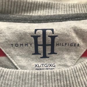 Tommy Hilfiger sweater